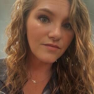 Meet your Posher, Kayce